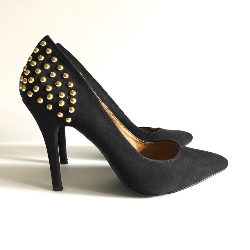 Shoe Dazzle Black & Gold Beaded Heels